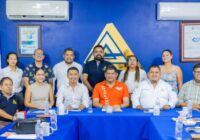 Cuitláhuac Condado se reúne con la Cámara de Comercio de Acayucan y presenta propuestas para detonar la economía local