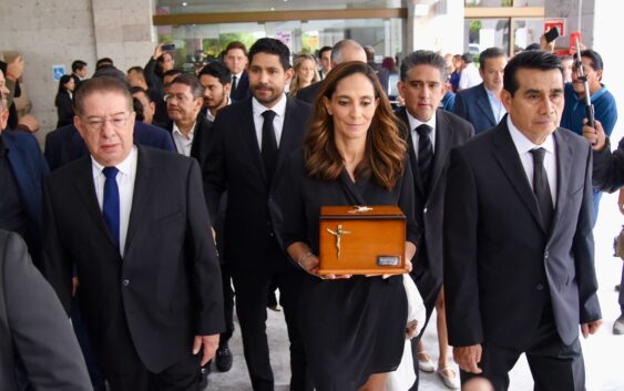 Realizan en el Congreso acto póstumo en memoria de exgobernador de Veracruz