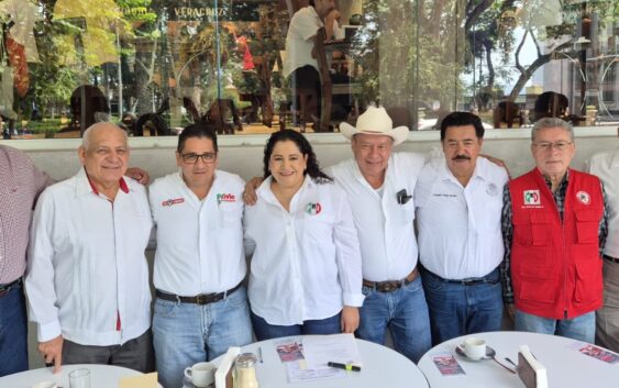 Campesinos quieren gobernantes como Silvio, comprometido con las causas de la zona rural: Leticia Barrera