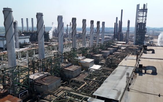 Falta de autonomía y control presupuestal limita a PEMEX: Exconsejero