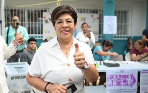 Participar es fortalecer la democracia: Rosa María Hernández Espejo