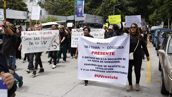 RECHAZAN AL RECTOR ESPURIO!