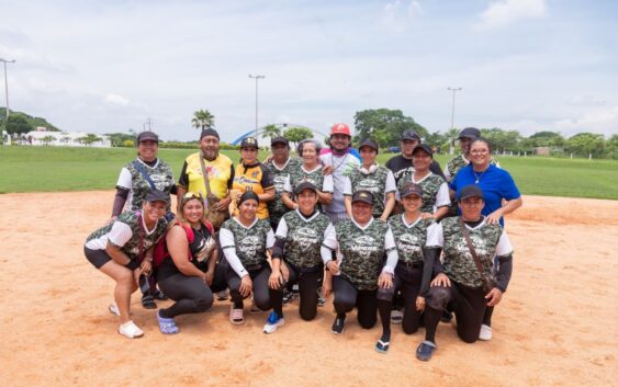 Viper se corona campeón de la Liga Municipal de Softbol Femenil