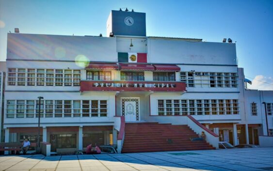 Se quedaron sin energía eléctrica por varias horas en el centro de Coatzacoalcos