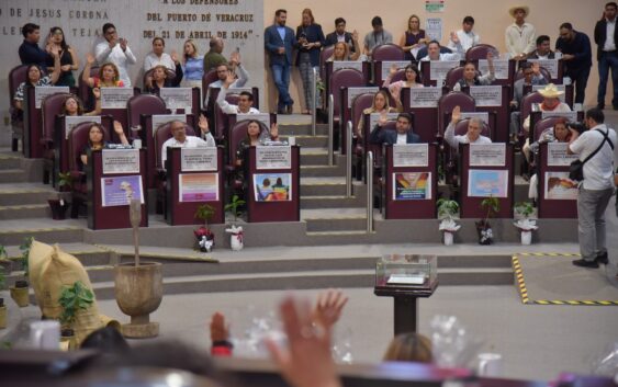 Aprueba Congreso reforma al Artículo 5 de la Constitución Política del Estado