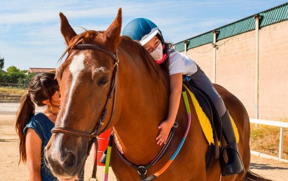 Equinoterapia un tratamiento que ayuda a mejor la calidad de vida