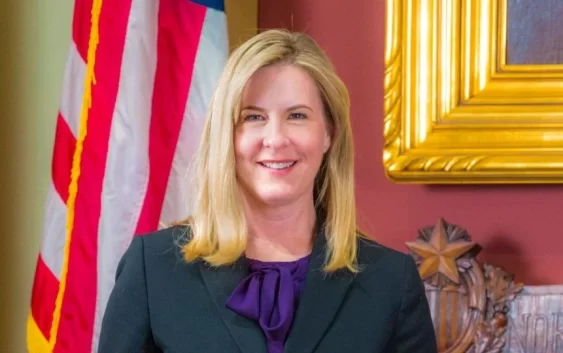 Matan a congresista demócrata Melissa Hortman en ‘asesinato por motivos políticos’ en EU