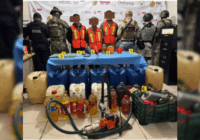 Detienen a hombres que vendían ilegalmente combustible