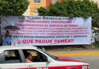 Trabajadores de Refinería Lázaro Cárdenas y Complejo Petroquímico exigen pago a Claudia Sheinbaum