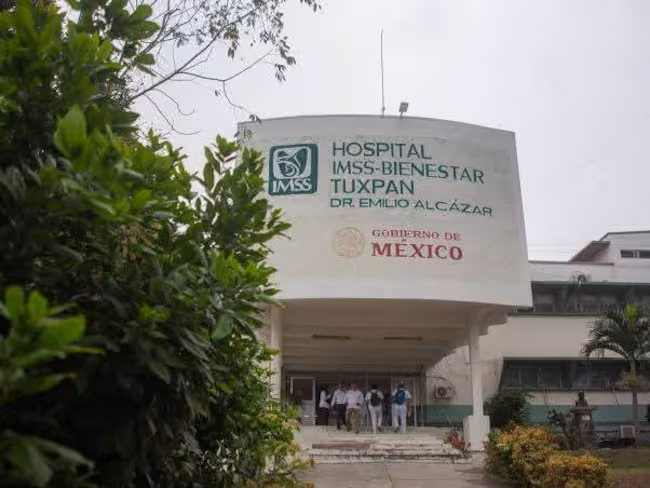 Ataque a hospital de Tuxpan deja un muerto y un herido; el agresor fue detenido