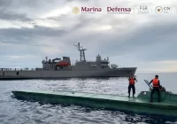 En una operación marítima, la Armada de México intercepta submarino, frente a las costas de guerrero