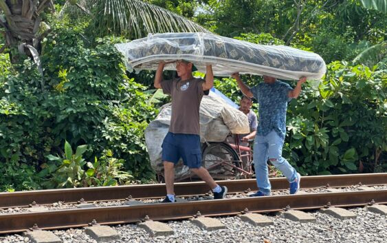Continúa reubicación de familias por obras del Tren Interoceánico en Coatzacoalcos