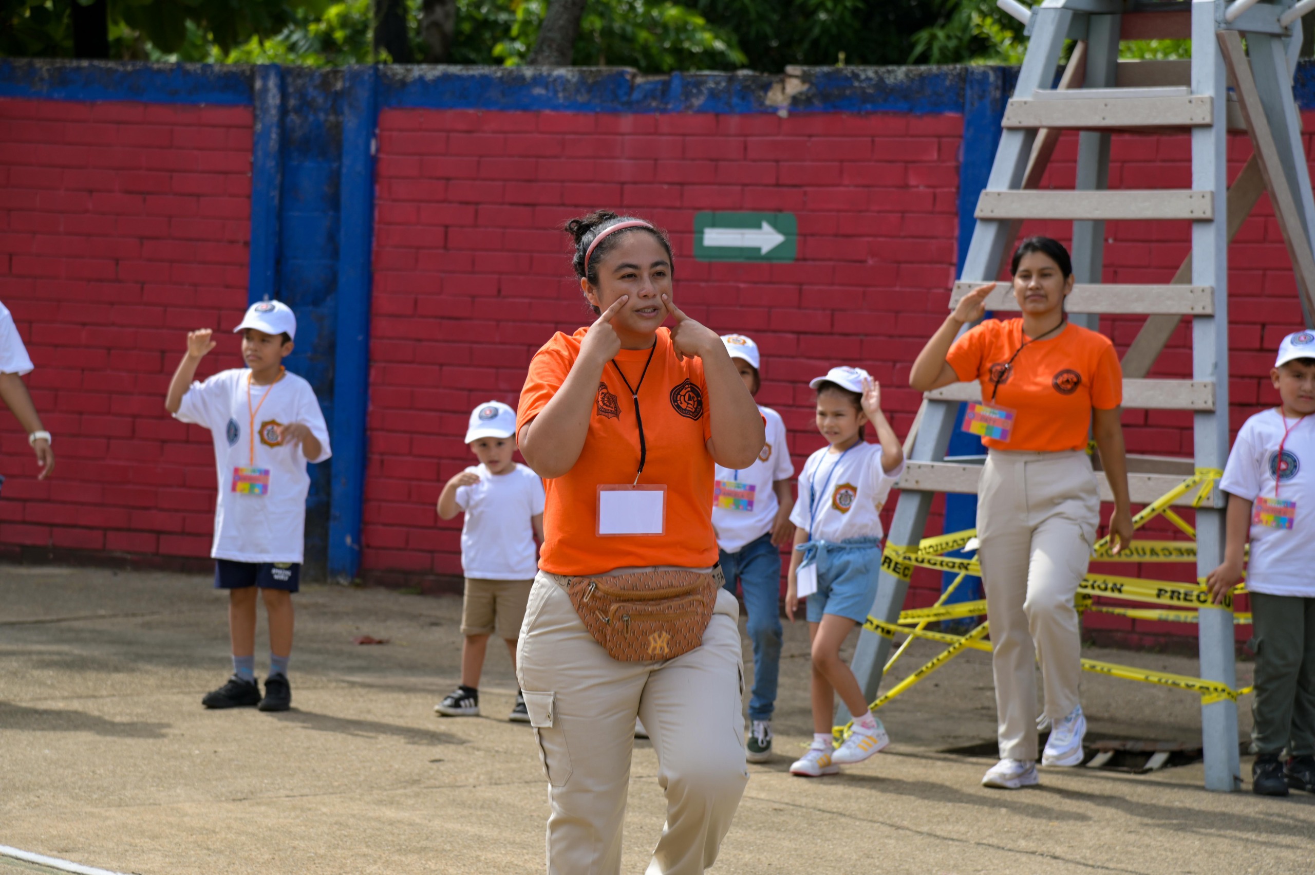 Participan más de 50 niños en el curso de verano ‘Protección Civil y Bomberos’