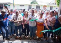 Ponciano Vázquez Parissi presente en la inauguración del Centro de Atención Agraria de Cosoleacaque.