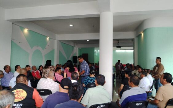 Líderes taxistas de Veracruz se organizan para defender tarifas justas