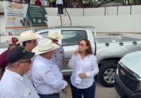 Rocío Nahle supervisa acciones contra gusano barrenador en sur del estado Rocío Nahle supervisa acciones contra gusano barrenador en sur del estado