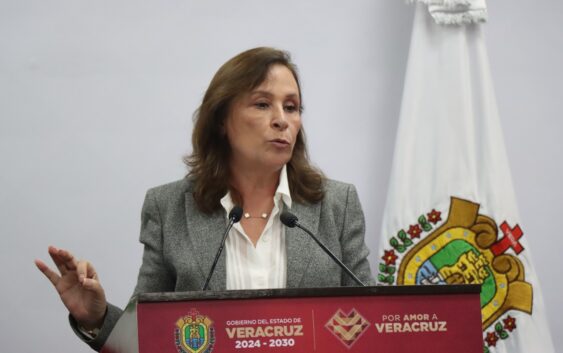 Rocío Nahle advierte: Vamos a meter en cintura a los taxistas.