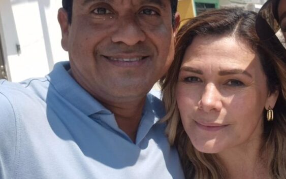 El periodista Víctor Pineda y el empresario Santiago Caramés