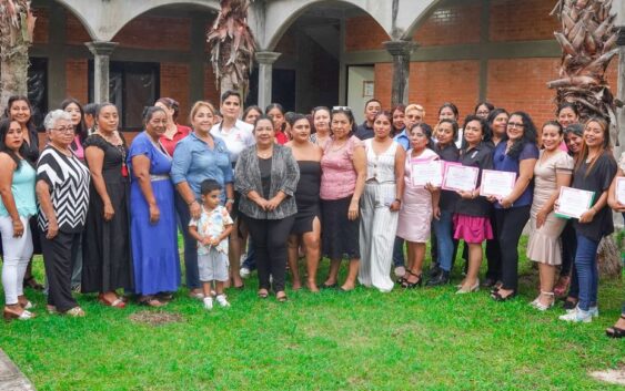 Concluyen exitosamente los cursos 2024-2025 del DIF de Cosoleacaque.
