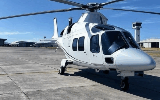 Despegó desde Minatitlán un helicóptero de la Sedena con familia de López Obrador