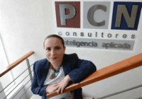 ROSA MARÍA Y EL PUERTO