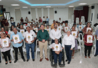 Arranca en Coatzacoalcos entrega de escrituras dando certeza jurídica a 34 familias