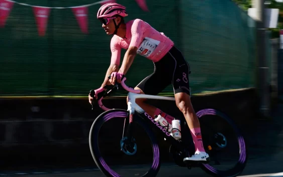 Tour de Austria 2025: Así Quedó el Mexicano Isaac del Toro en la Etapa 4