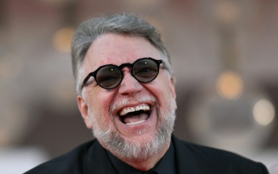 Guillermo del Toro brilla en Venecia junto a su hija Marisa en estreno de ‘Frankenstein’