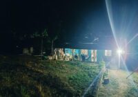 Por error, elementos policiacos catean domicilio equivocado en Las Choapas, en busca de drogas y armas