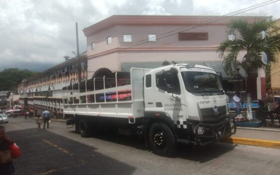 Realiza Guardia Nacional,trabajos de proximidad entre la población de Papantla