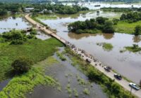 Onda tropical 20 dejó incomunicados a habitantes de Texistepec por aumento del caudal del Río Coatzacoalcos