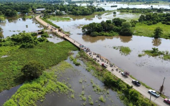 Onda tropical 20 dejó incomunicados a habitantes de Texistepec por aumento del caudal del Río Coatzacoalcos