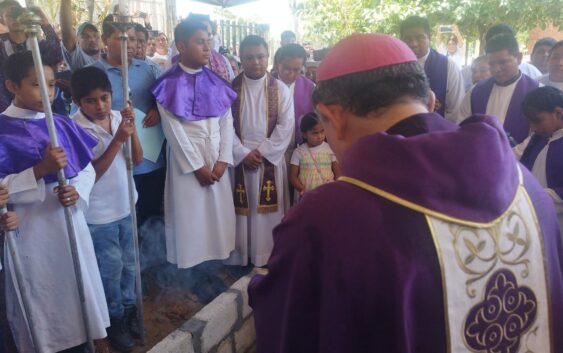 Despiden al Padre Edgardo Camilo