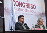 Recibe el Congreso a personas adultas mayores en conversatorio