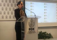 Una mujer y un agente de Tránsito entre las víctimas de los seis cuerpos destazados y tirados, en una carretera del norte del estado: FGE