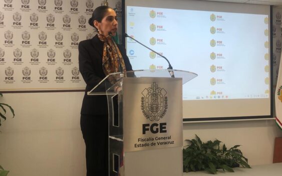 Una mujer y un agente de Tránsito entre las víctimas de los seis cuerpos destazados y tirados, en una carretera del norte del estado: FGE