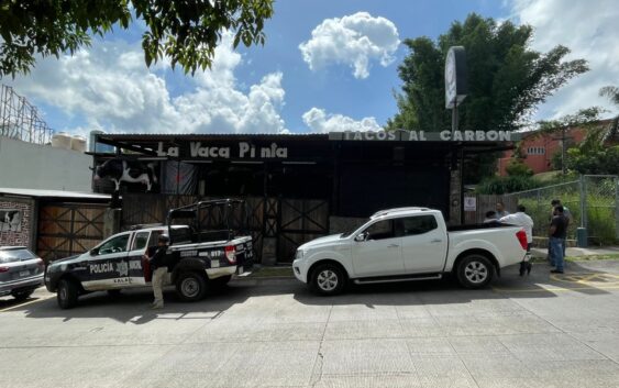 Intentó clausurar ayuntamiento local del ex candidato emecista Román Moreno; a petición de vecinos