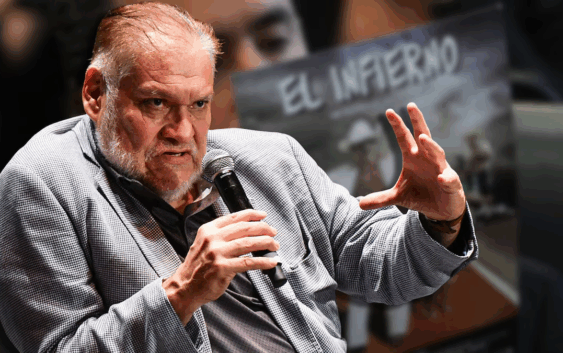 ‘¿Me va a hacer preguntas para Alejandro?’: Joaquín Cosío ‘explota’ contra reporteros que no saben su nombre