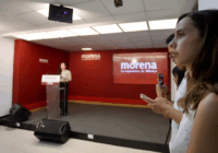 Los viajes de algunas figuras de Morena ponen en duda el discurso de austeridad del partido