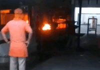 Alerta en Tuxpan: Lanzan presuntos explosivos al interior del Cereso