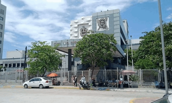 Nahle destituye personal directivo del Hospital de Alta Especialidad del Puerto