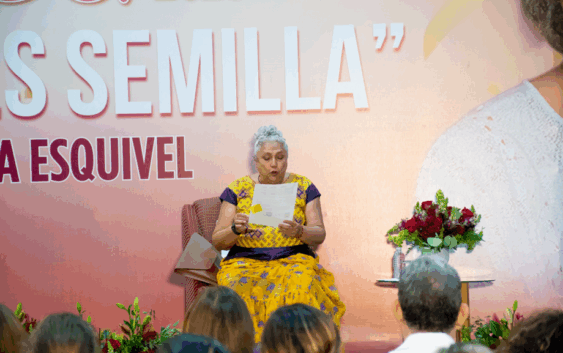 Laura Esquivel clausura el ciclo de conferencias del Festival del Mar 2025