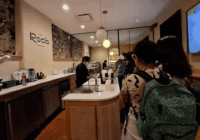 … y mientras tanto, chocolatería de Andy, a todo lo que da