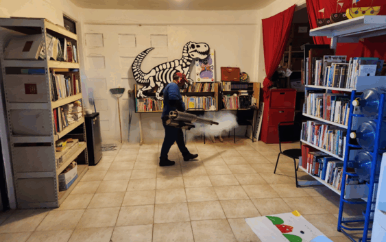 Refuerza gobierno de Coatzacoalcos medidas preventivas con fumigación en bibliotecas