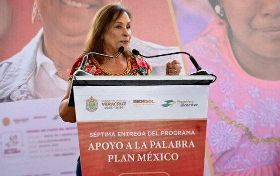 Rocío Nahle en la Séptima entrega del programa Apoyo en la Palabra Plan México en Tatahuicapan