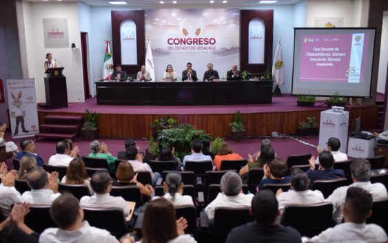 Congreso de Veracruz, aliado de las y los docentes: diputada Valeria Méndez
