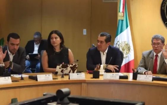 Pugna interna de Morena impide acuerdo en San Lázaro; Gutiérrez Luna sigue presidiendo la Cámara