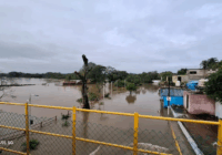 Se desborda río Jaltepec e inundaviviendas y caminos en Jesús Carranza