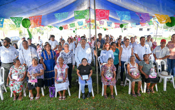 Reconocen en Coatzacoalcos a mujeres indígenas pilares de la comunidad de Las Barrillas