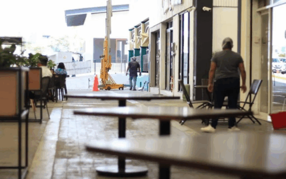 Advierten crisis restaurantera por impagos de Pemex